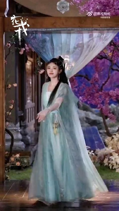 Pin By Zhao Li Ying On Ju Jing Yi Beautiful Chinese Women Chinese