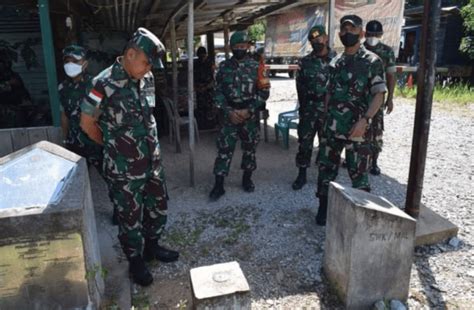 DANREM 121 ABW BRIGJEN TNI PRlBADI JATMIKO TINJAU PATOK TITIK NOL BATAS