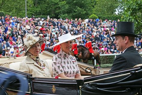 Photo La Princesse Anne La Comtesse Sophie De Wessex Et Le Prince