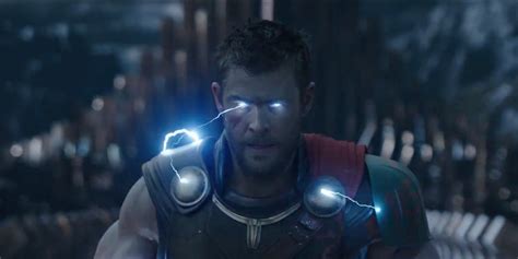 Thor: Ragnarok Official Trailer