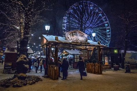 Christmas market in Oslo | Norway christmas, Christmas market, Oslo