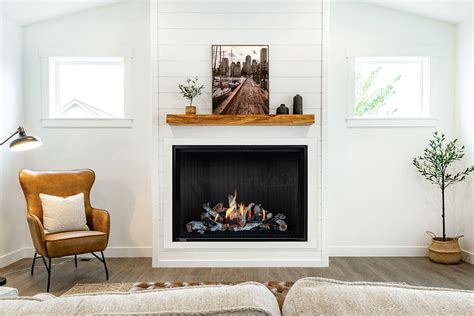 Shiplap Fireplace Wall Ideas | Montigo