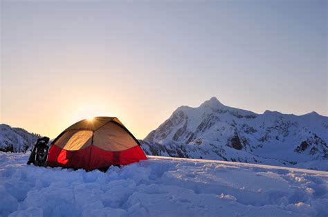 10 Winter Camping Tips Every Adventurer Needs to Know - Beyond The Tent