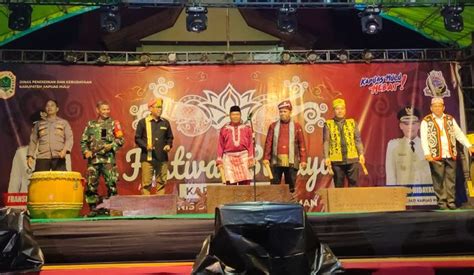 Lestarikan Nilai Adat Dan Budaya Kapuas Hulu Lewat Festival