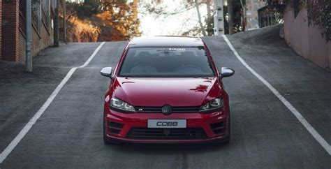 Volkswagen Mk7 Golf R Launch Control and Flat Foot Shifting! - COBB Tuning