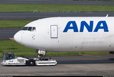 JA8358 ANA Cargo Boeing 767 381ER BCF Photo By Howard Wang ID