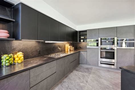 A Spacious, Sleek, and Stunning Kitchen Outside of Philadelphia | FORM ...