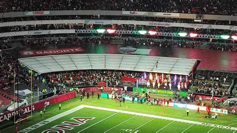 Abuchean A Grupo Firme En El Medio Tiempo De Los 49ers Vs Cardenales