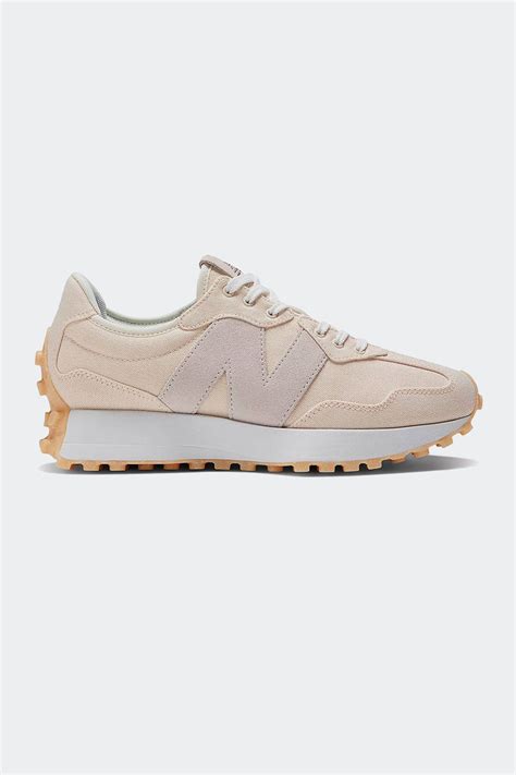 New Balance 327 White Stylerunner