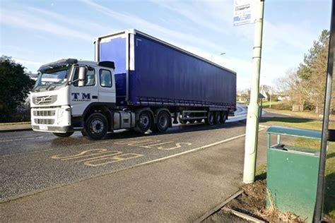 P1010744 Sudbury Cum Chilton Based T M Transport Volvo FM Flickr