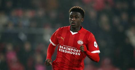 Psv Zet ‘late Babadi Even Terug Naar Jong Psv En Hoopt Op Contract