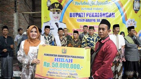 Pemkab Pekalongan Serahkan Bantuan Dana Hibah Ini Daftar 22 Masjid Dan