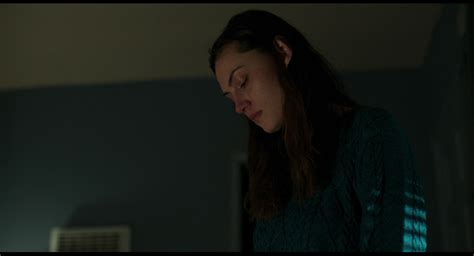 Hd Screencaps Nightshift Phoebe Tonkin Web