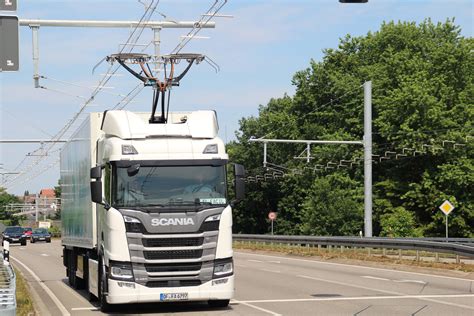 Start der Pilotstrecke für elektrische Oberleitungs Lkw im Murgtal