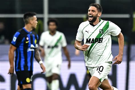 Serie A Il Sassuolo Atterra Anche L Inter Vincono Milan Napoli