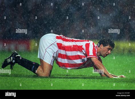 NIALL QUINN SUNDERLAND FC 25 August 1999 Stock Photo - Alamy