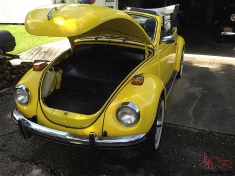 Volkswagen Convertible 1971 Yellow Super Beetle