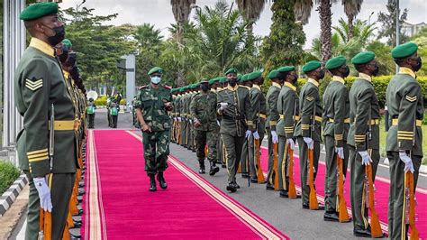 RDC Célestin Munsense Chef d état major FARDC à Kigali pour une