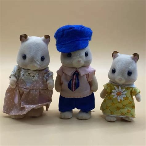 LOT 3X SYLVANIAN Families Fluffy Goldbacke Hamster Family Vintage Girl Toys Gift £11.99 ...