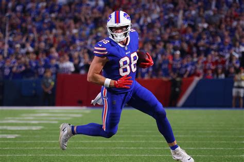 Dawson Knox injury update: Bills TE banged up to start Week 5 ...