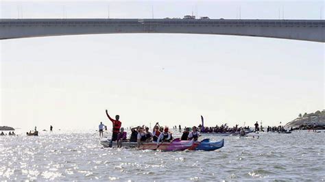 Festa Da Penha Remeiros Tomam Conta Do Mar De Vila Velha Domingo