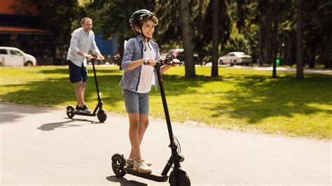 Esta Es La Edad M Nima Permitida Para Ir En Patinete El Ctrico