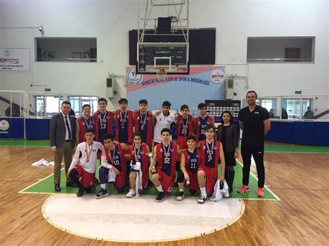 Basketbol Takimimiz Kocael F Nal Nde Oldu Ted Kocaeli Koleji