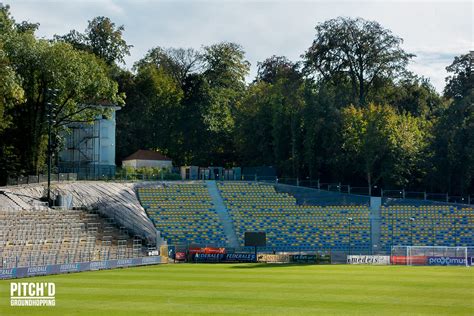 GROUND Stade Joseph Marien Royale Union Saint Gilloise