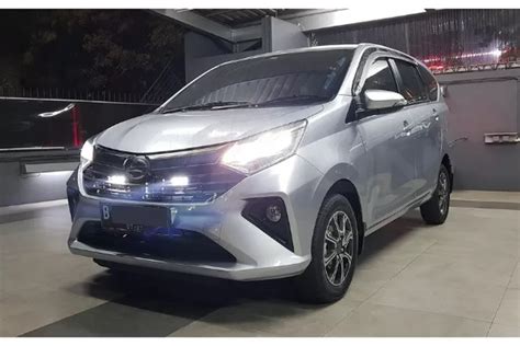 Walaupun Dicap Sebagai Mobil Kalangan Rendah Hingga Mobil Taksi Online