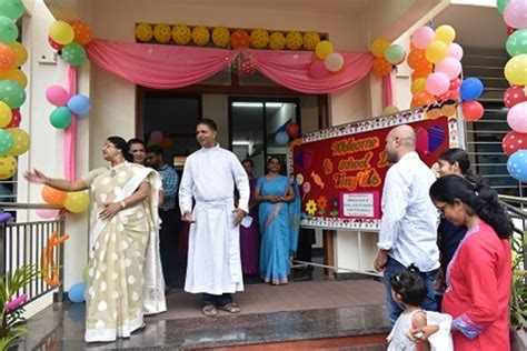 Mangaluru St Aloysius Gonzaga School Welcomes Tiny Tots Of