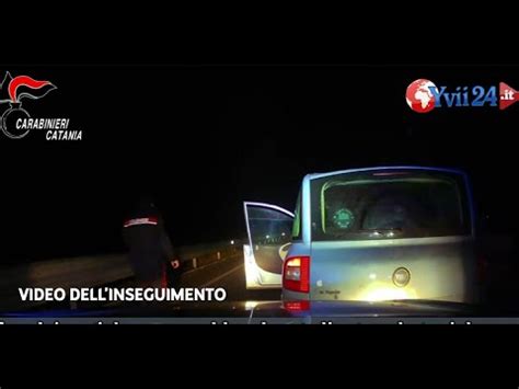 Inseguimento a folle velocità per sfuggire ai Carabinieri VIDEO YVII