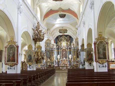 Pfarrkirche Heilig Kreuz ehem Prämonstratenser Klosterkirche rumabel