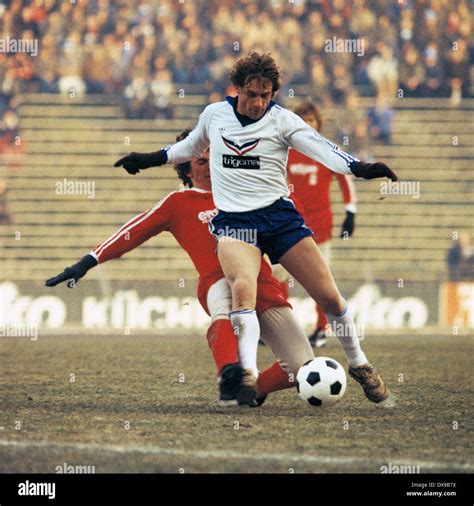 Schalke parkstadion 80er Fotos und Bildmaterial in hoher Auflösung