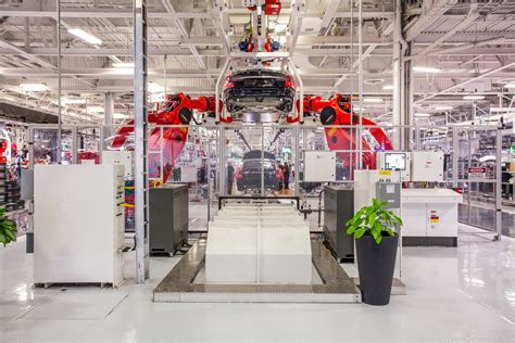 Autofile News Tesla Beats Expectations