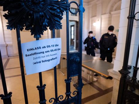 Anschlag In Wien Terror Prozess Gegen Mutmaßliche Helfer Startet Am