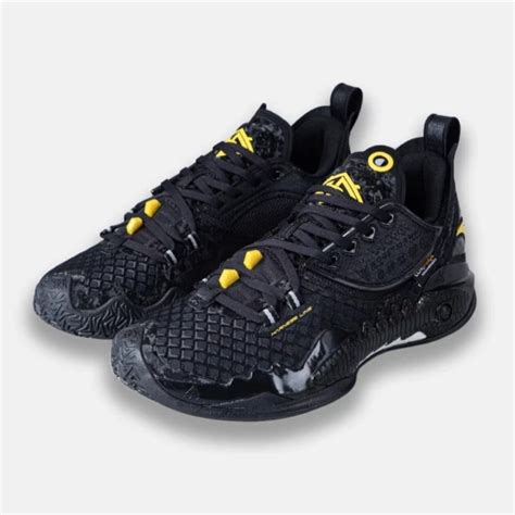 Anta Shockwave 5 V2 (Pre-Order), Men's Fashion, Footwear, Sneakers on ...