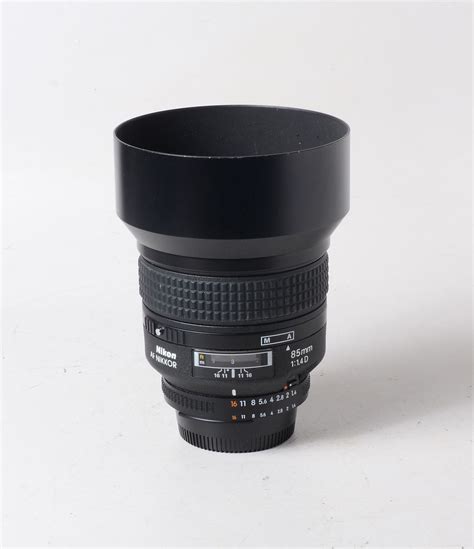 Nikon 85mm f1.4 D | The Camera Exchange