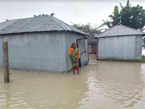 Teesta Water Flowing 40cm Above Danger Level In Nilphamari District