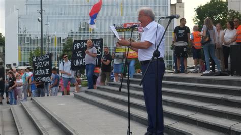 Profesor Čedomir Čupić na protestu Srbija protiv nasilja u NS Nema