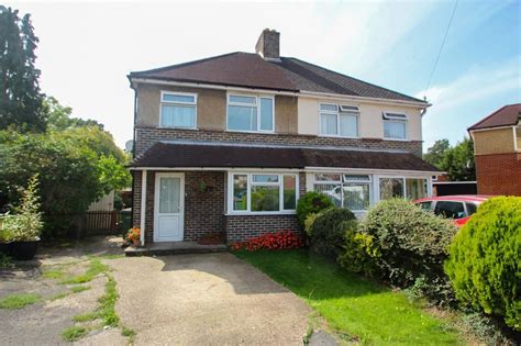 Hardwicke Way Hamble Southampton Hampshire So31 3 Bed Semi Detached