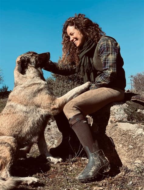 Qui N Es Laura Madrue O La Nueva Presentadora De Supervivientes