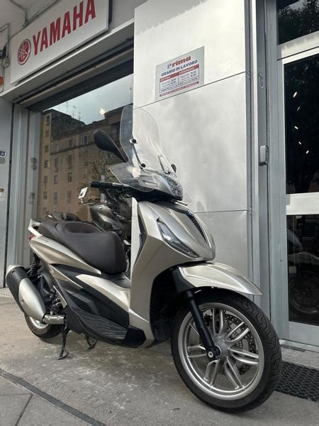 Piaggio Beverly 300 S I E ABS ASR Usato Yamaha Motor Europe N V