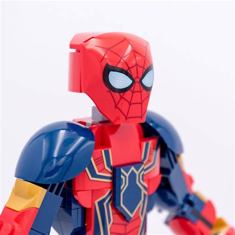 Review Lego Marvel Green Goblin Iron Spider Man