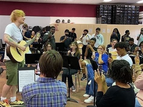 Ed Sheeran Surprises Students In Blake High School Music Room: Video ...