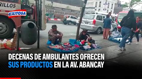 Cercado De Lima Decenas De Ambulantes Ofrecen Sus Productos En La Av