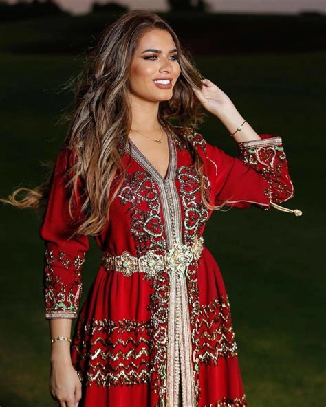 Caftan Marocain Tendance 2021 Boutique En Ligne Caftan Chic