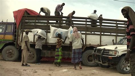 Aid Workers In Somalia World Humanitarian Day Youtube