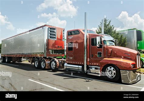 Kenworth t600 fotografías e imágenes de alta resolución Alamy