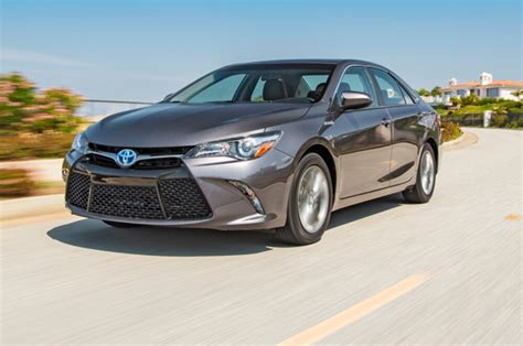 The 2015 Toyota Camry Hybrid Dominates As The Best Used Hybrid Under 20k