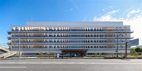 Itami City Hall By Kengo Kuma And Associates